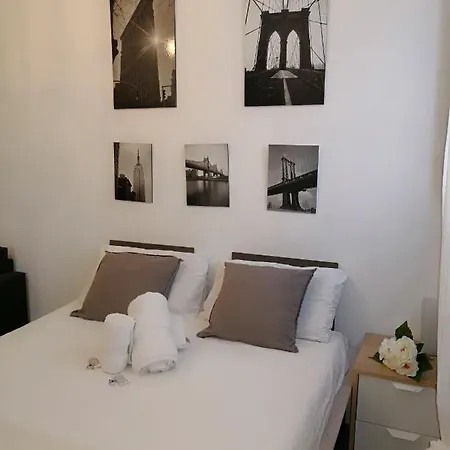 Bonito Alojamiento Bien Comunicado Valencia Exterior foto