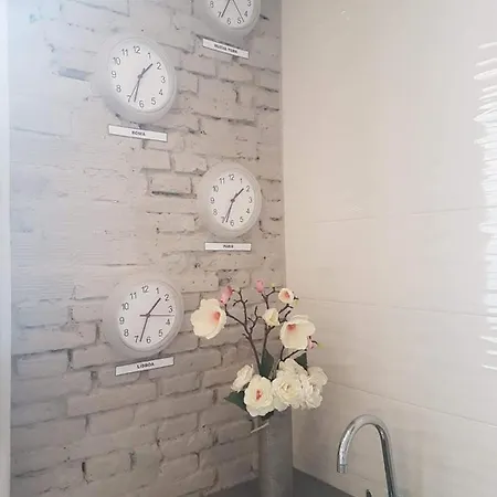 Bonito Alojamiento Bien Comunicado Valencia Exterior foto